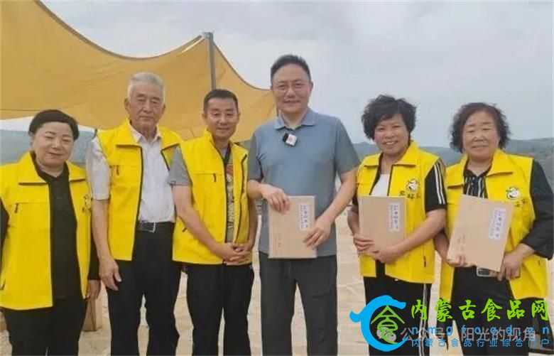 1763115075736291.jpg 27.jpg